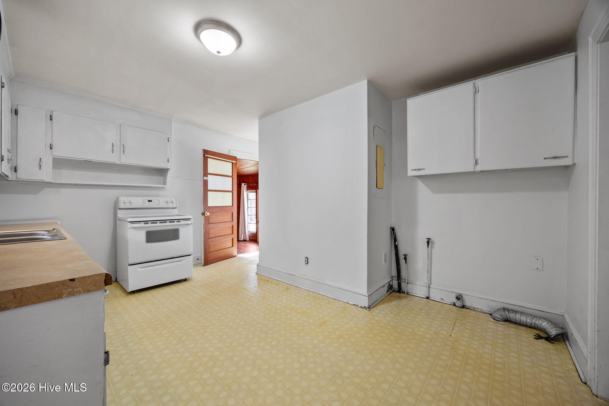 333 Fifth Street Ayden, NC 28513 - Photo 13 of 44 36-web-or-mls-IMG_0036