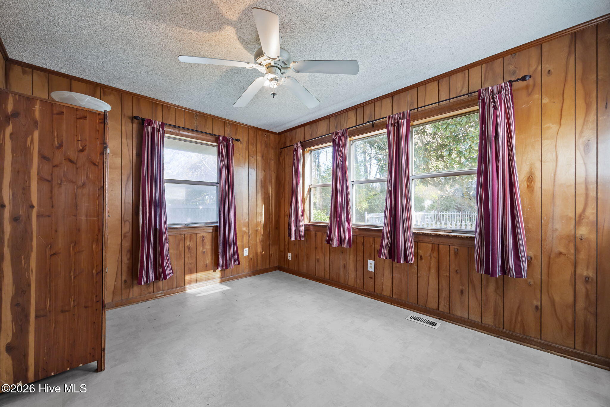 333 Fifth Street Ayden, NC 28513 - Photo 31 of 44 37-web-or-mls-IMG_0039