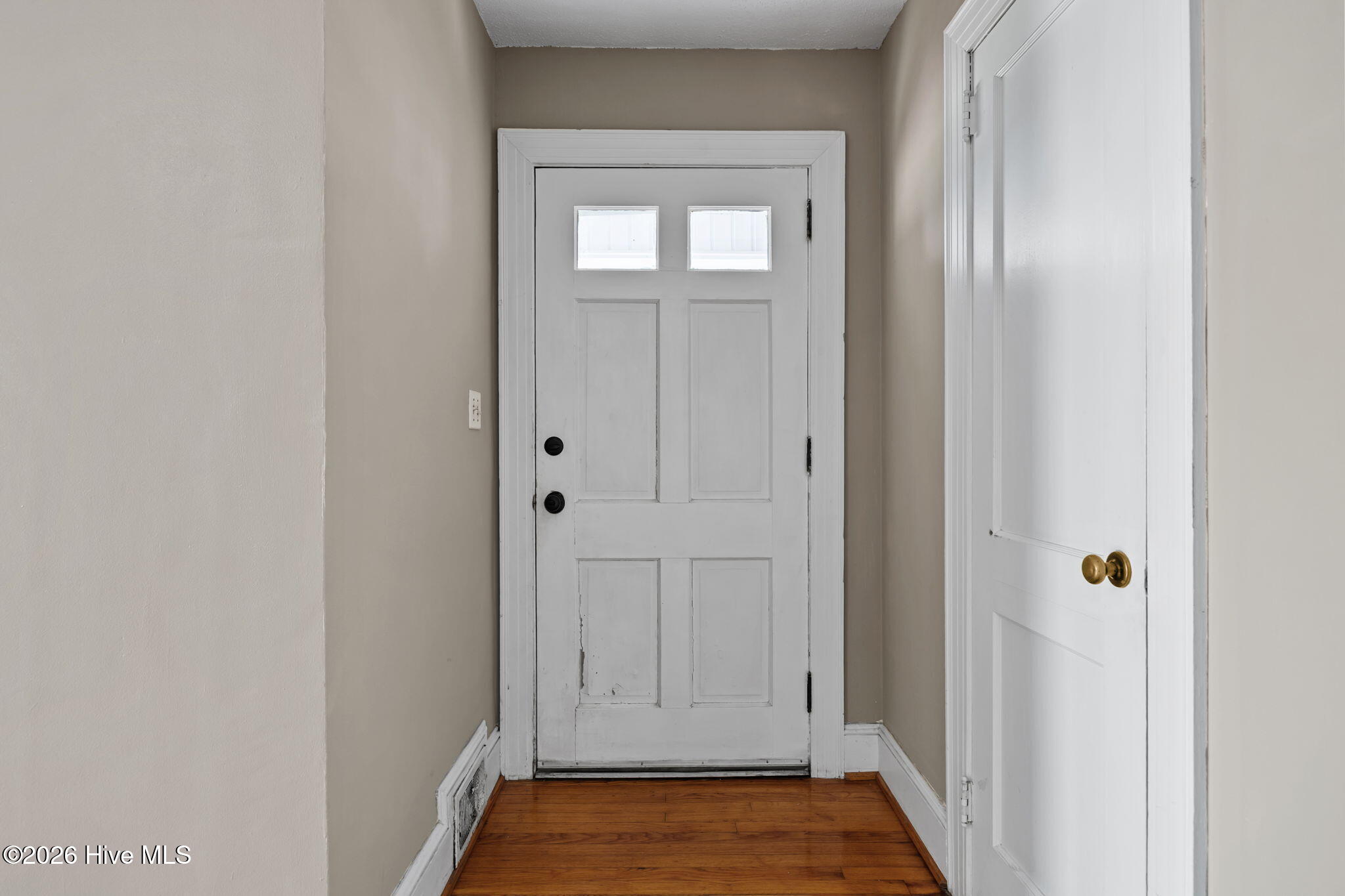 333 Fifth Street Ayden, NC 28513 - Photo 4 of 44 20-web-or-mls-IMG_0003