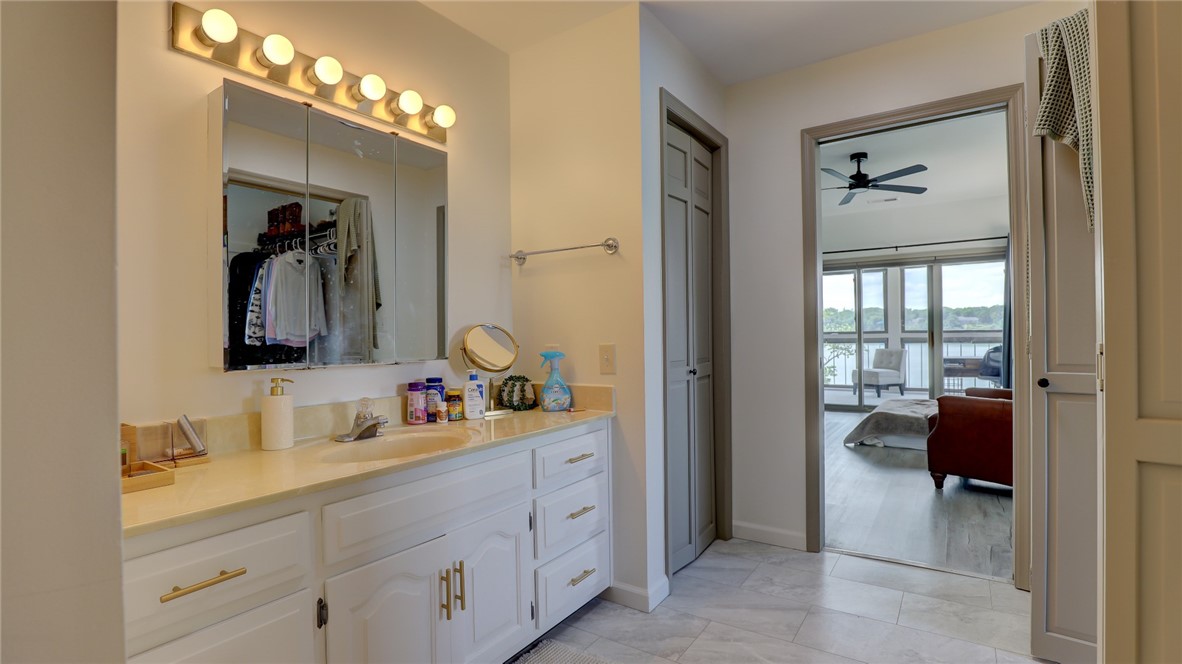 855 East Lake Shore Drive, Unit 3D Decatur, IL 62521 - Photo 21 of 48