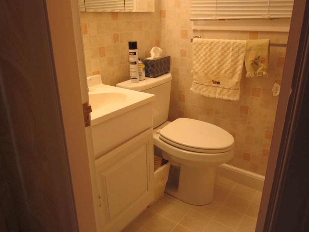 190 Gillette Avenue Springfield, MA 01118 - Photo 7 of 19