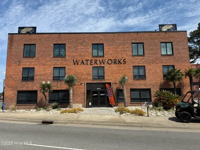$949,000 | 301-302 South Water Street, Elizabeth City, NC 27909