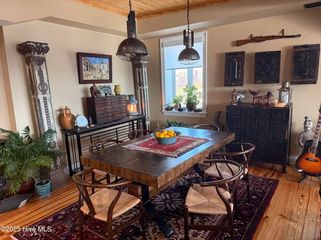 $949,000 | 301-302 South Water Street, Elizabeth City, NC 27909