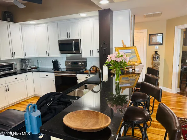 $949,000 | 301-302 South Water Street, Elizabeth City, NC 27909