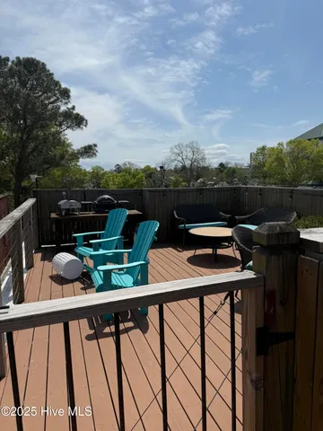 $949,000 | 301-302 South Water Street, Elizabeth City, NC 27909