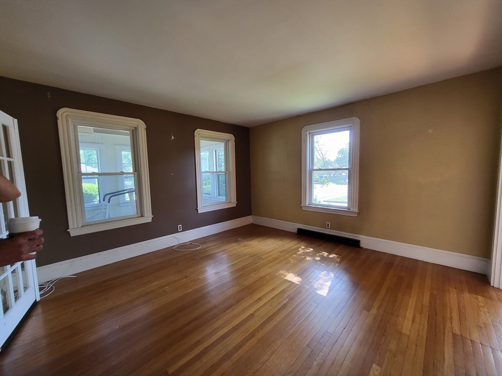 36 Bay State Road Reading, MA 01867 - Photo 3 of 9 Gallery Image 3