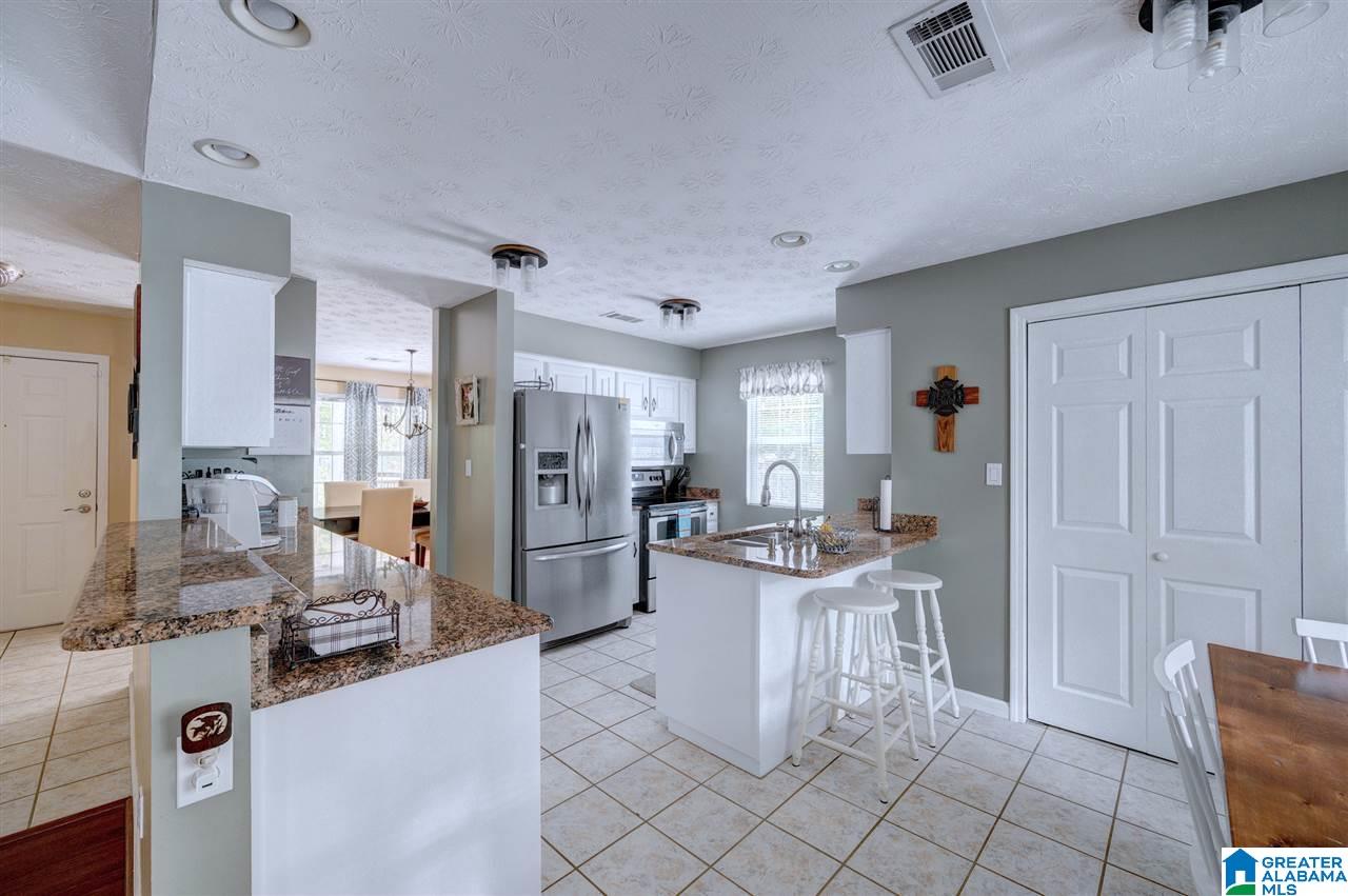 860 Country Road Warrior, AL 35180 - Photo 15 of 41 Gallery Image 15