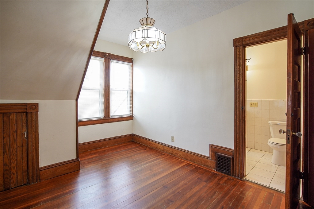 72-74 Crystal Avenue, Unit 3 Springfield, MA 01108 - Photo 8 of 19