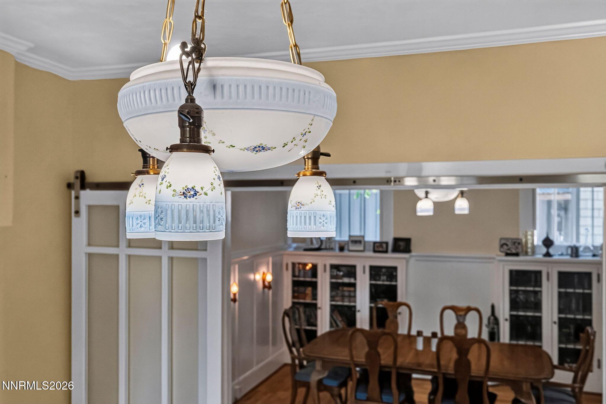 116 Rice Street Carson City, NV 89706 - Photo 14 of 45 1929 Chandeliers