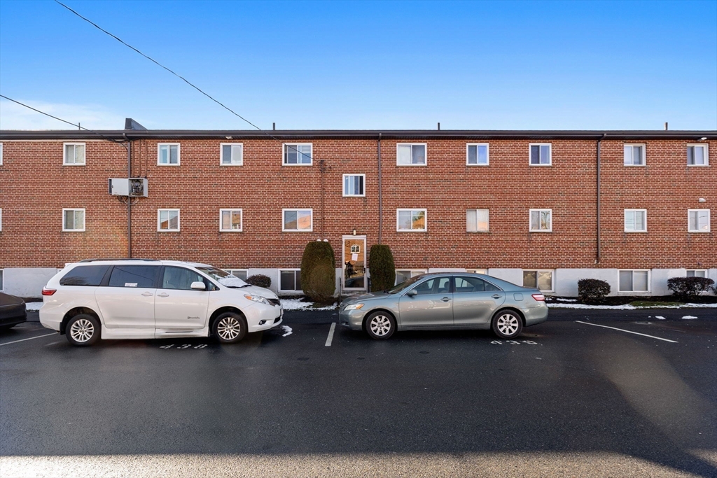 66 Bryon Road, Unit 2 Boston, MA 02467 - Photo 13 of 14