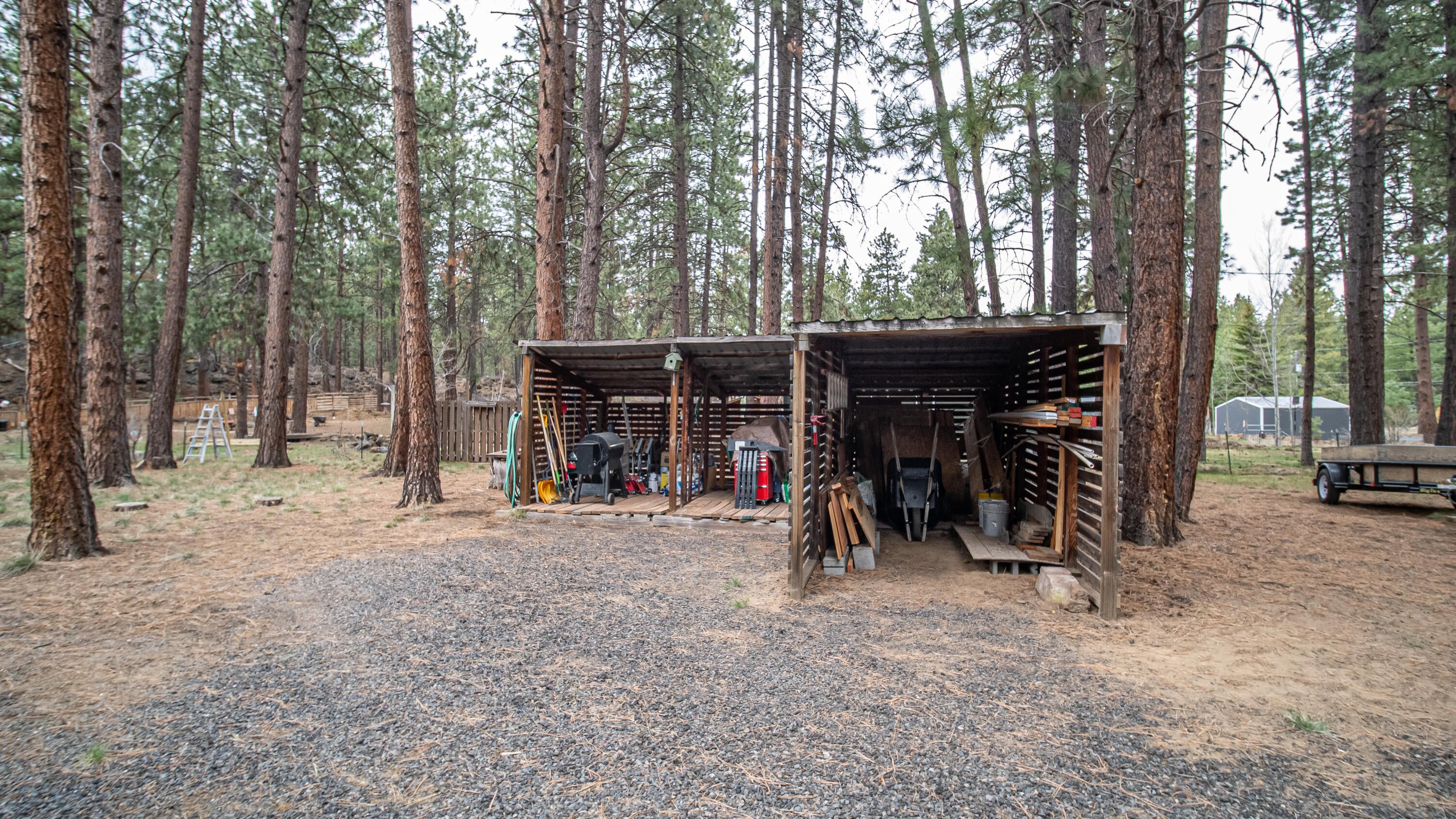 60129 Agate Road Bend, OR 97702 - Photo 40 of 41 P1120657