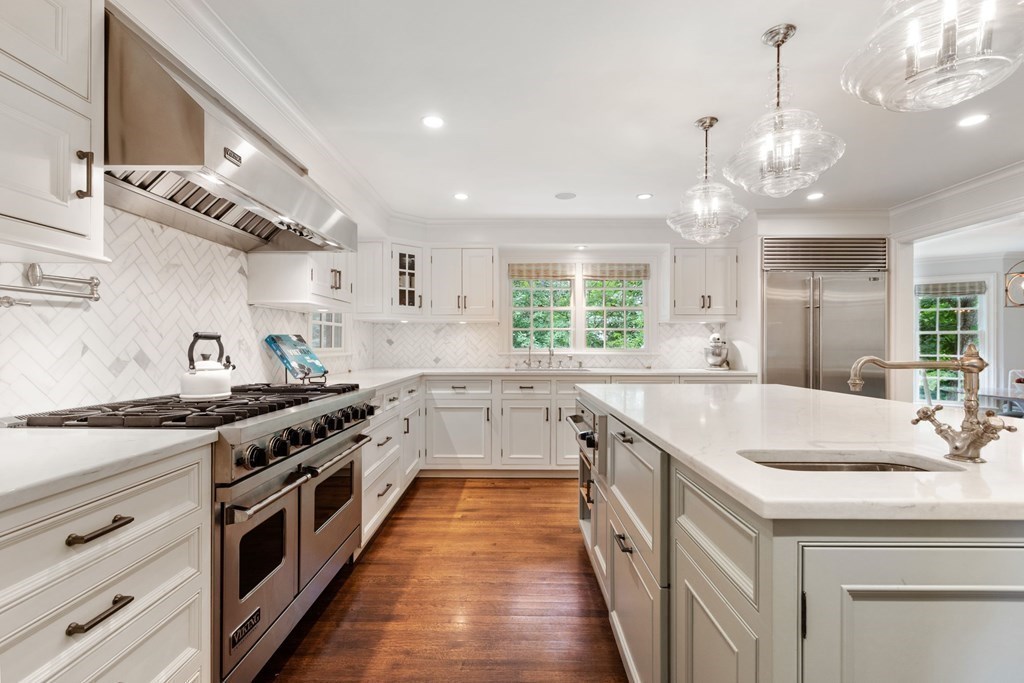 102 Old Colony Road Wellesley, MA 02481 - Photo 13 of 28