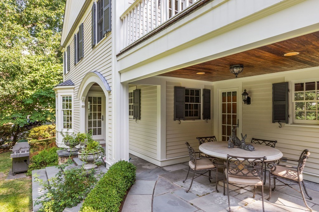 102 Old Colony Road Wellesley, MA 02481 - Photo 24 of 28