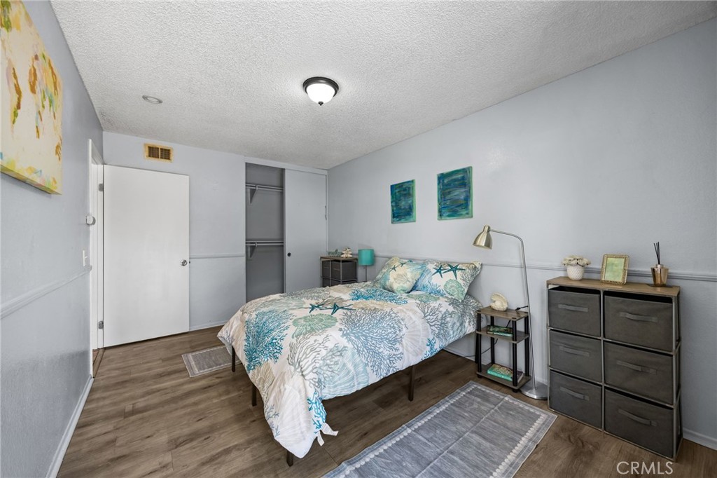 931 South Sutter Creek Road Anaheim, CA 92804 - Photo 18 of 36