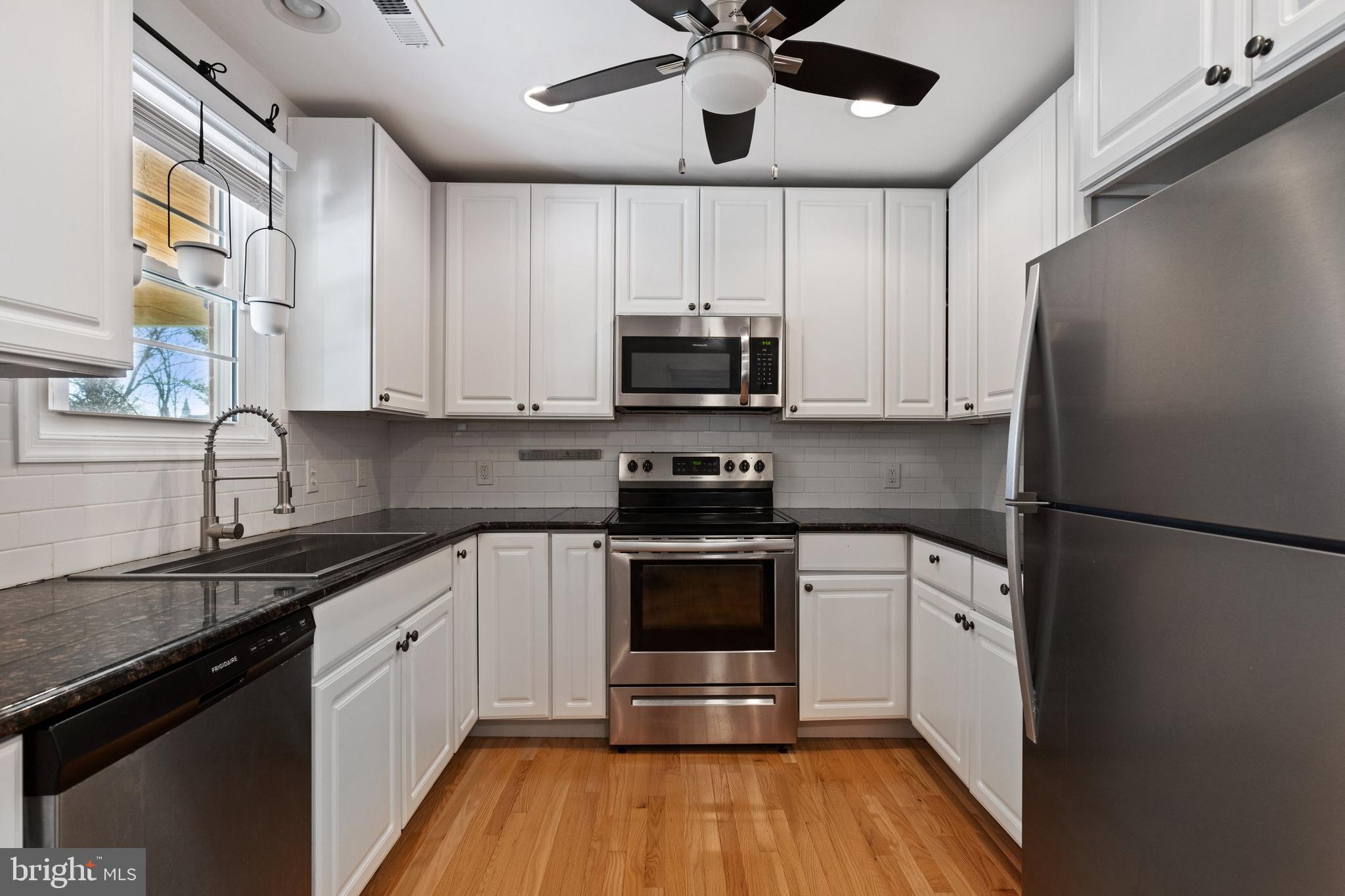 8409 Leaf Road Alexandria, VA 22309 - Photo 9 of 36 Gallery Image 9