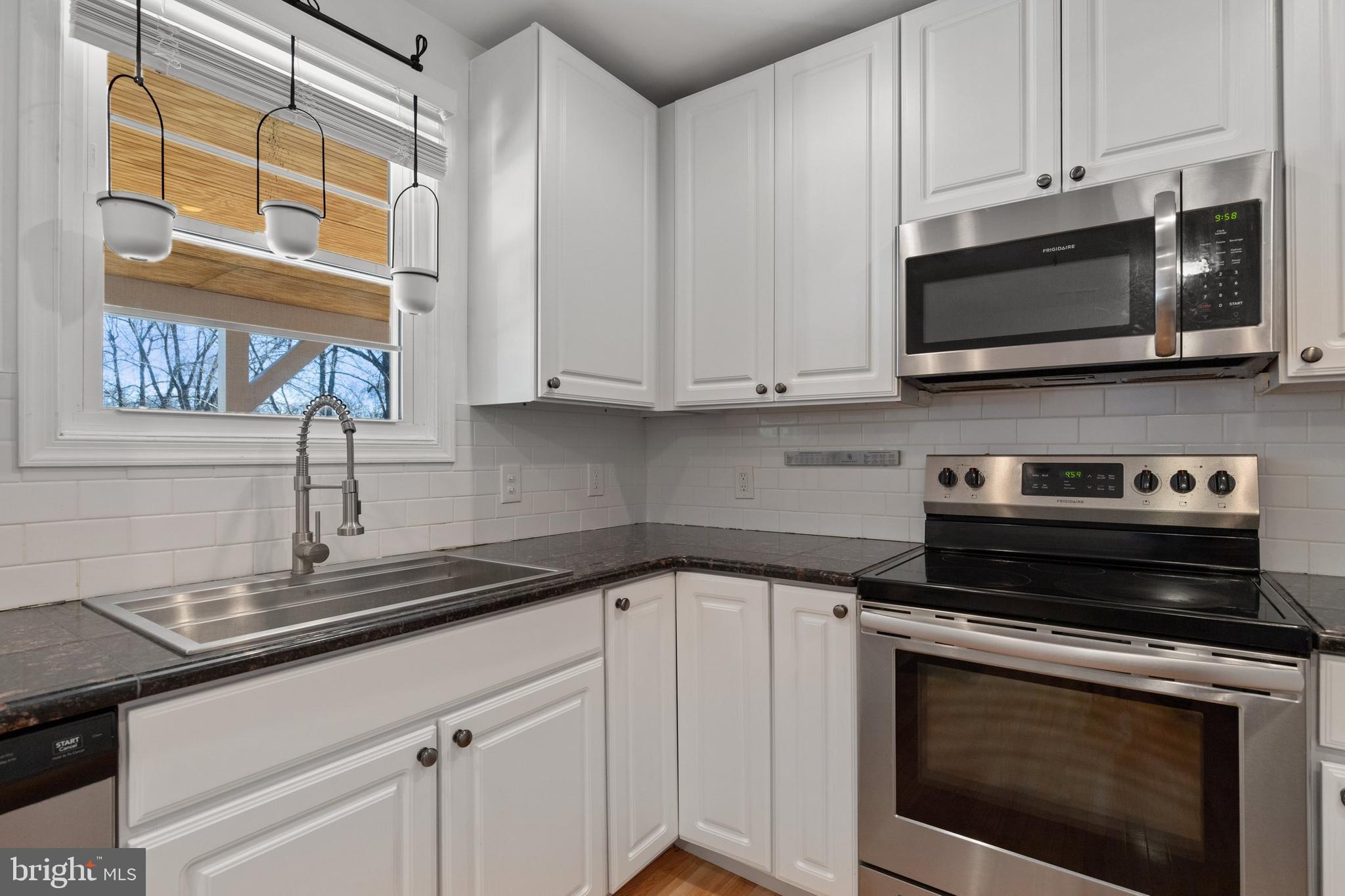 8409 Leaf Road Alexandria, VA 22309 - Photo 10 of 36 Gallery Image 10