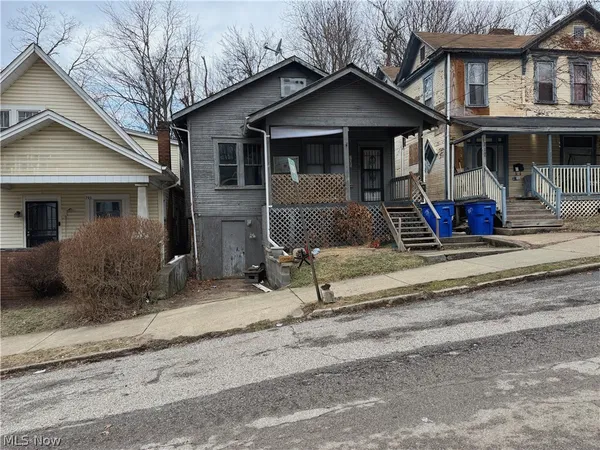$38,000 | 705 Minerva Street, East Liverpool, OH 43920