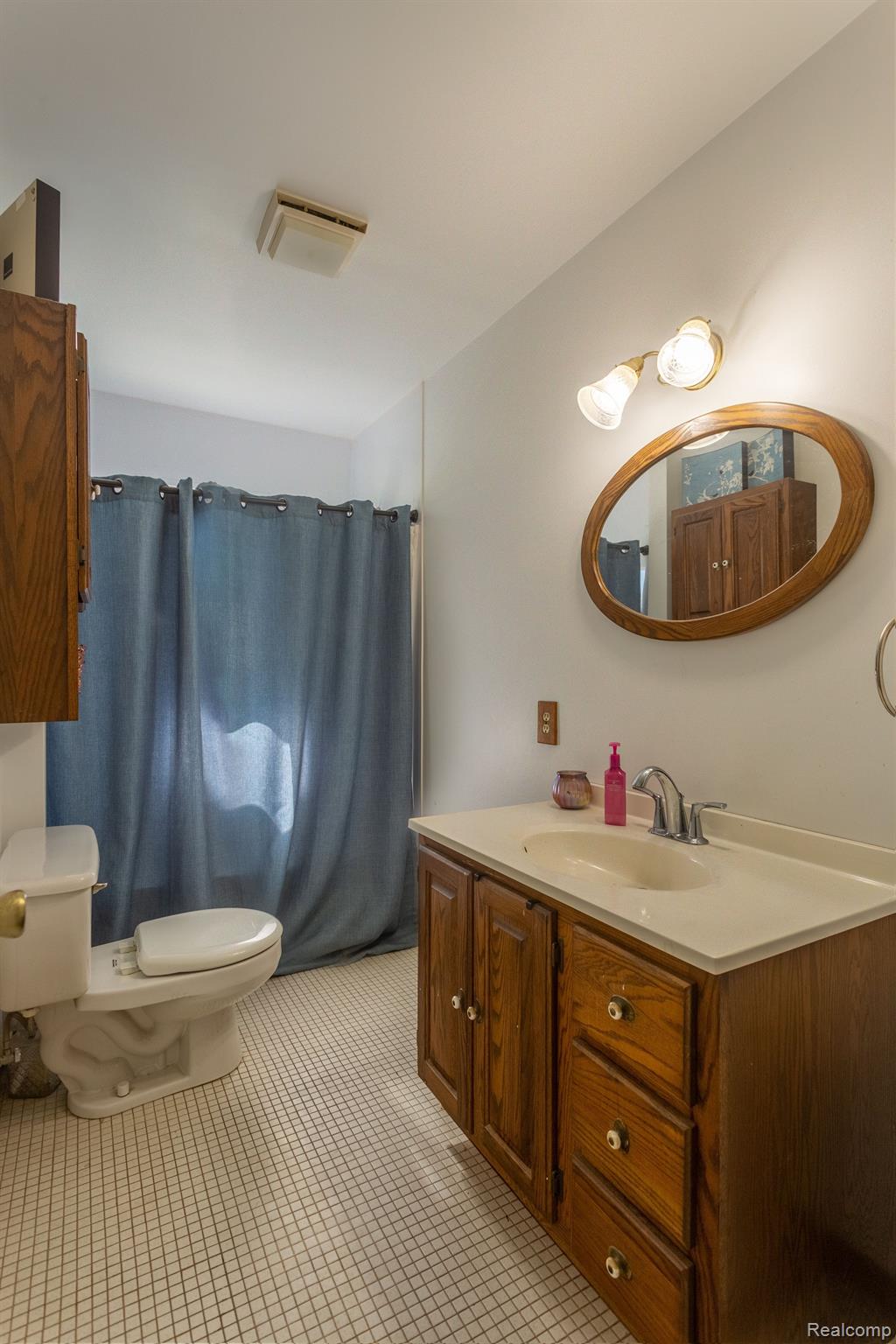 15146 Hogan Road Linden, MI 48451 - Photo 18 of 46