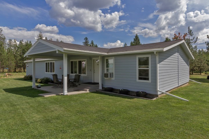 4116 East Oregon Road Elk, WA 99009 - Photo 1 of 20