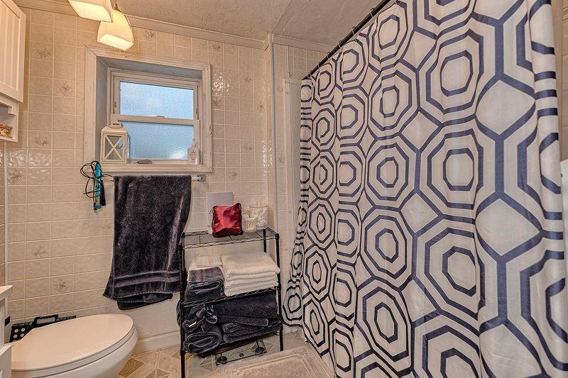 615 West 4th Avenue Derry, PA 15627 - Photo 12 of 28 a bathroom with a toilet and a sink