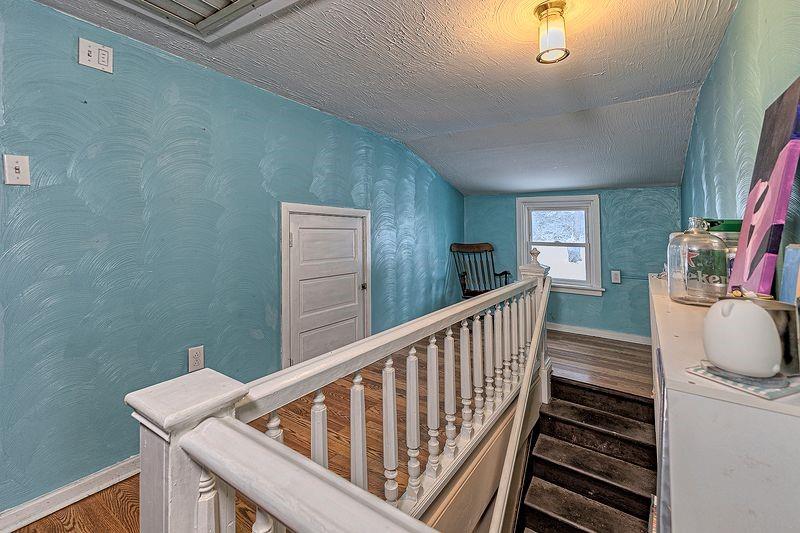 615 West 4th Avenue Derry, PA 15627 - Photo 16 of 28