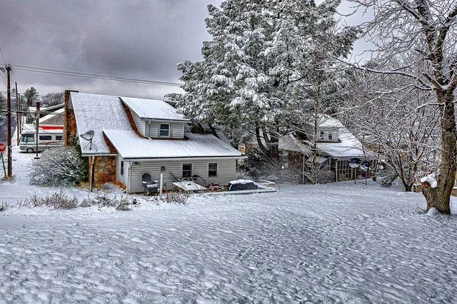 $133,785 | 615 West 4th Avenue, Derry, PA 15627