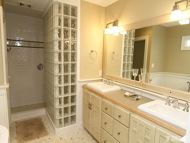608 Rosemont Avenue Raleigh, NC 27607 - Photo 13 of 24