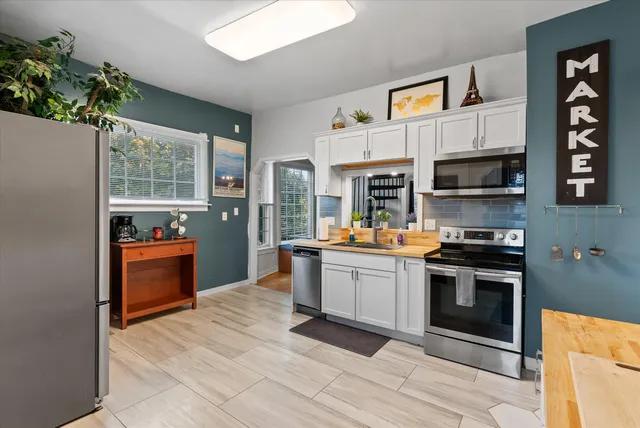 $499,900 | 600 West Garfield Avenue, Unit 602, Milwaukee, WI 53212