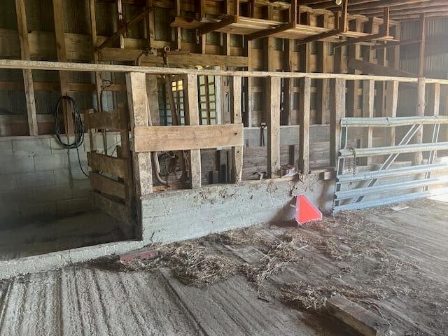 4721 Haken Road Alpena, MI 49707 - Photo 26 of 30 Feeding Bunk