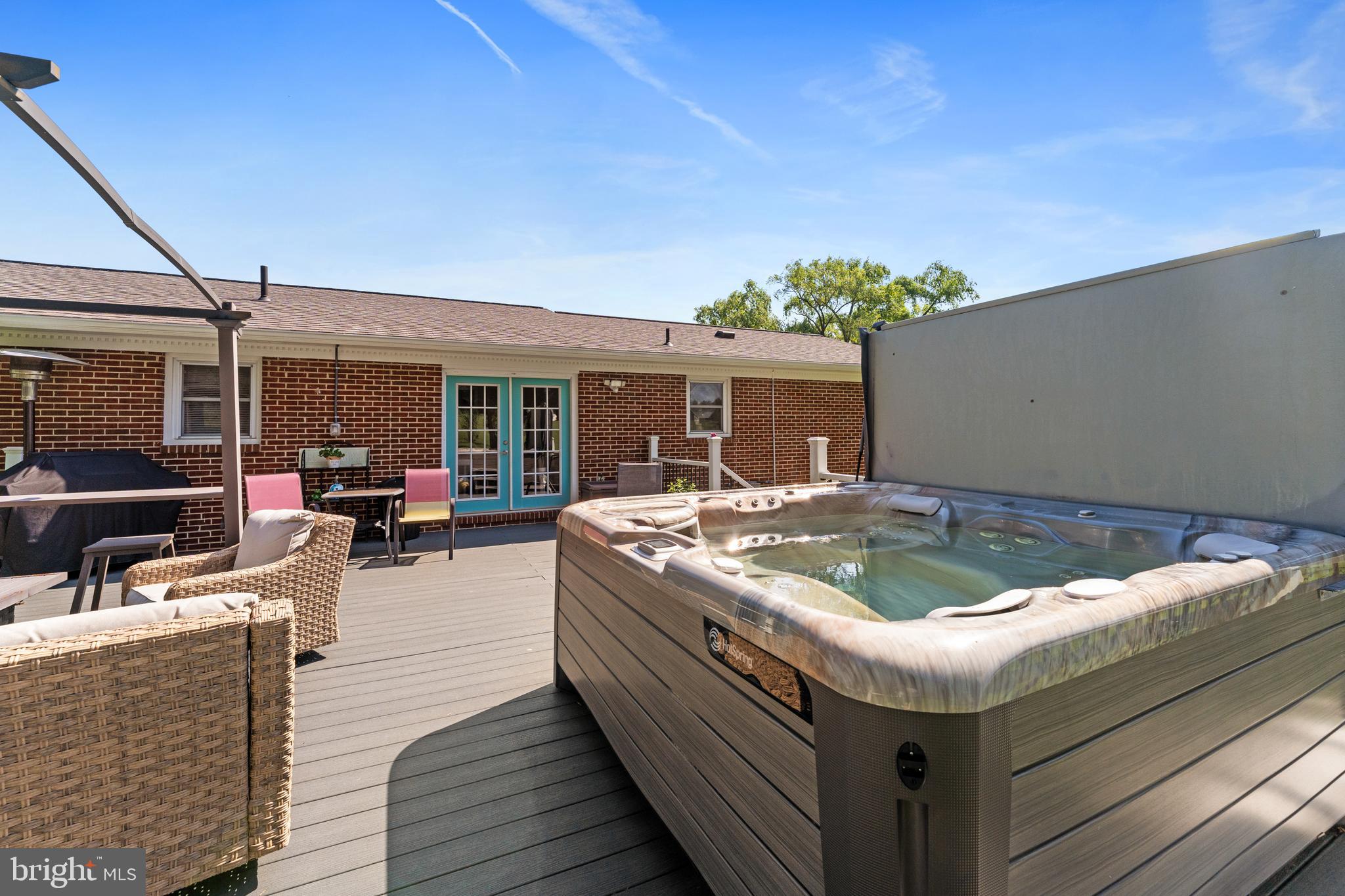 10411 Gordon Road Spotsylvania, VA 22553 - Photo 16 of 61 5 Person Hot Tub!!