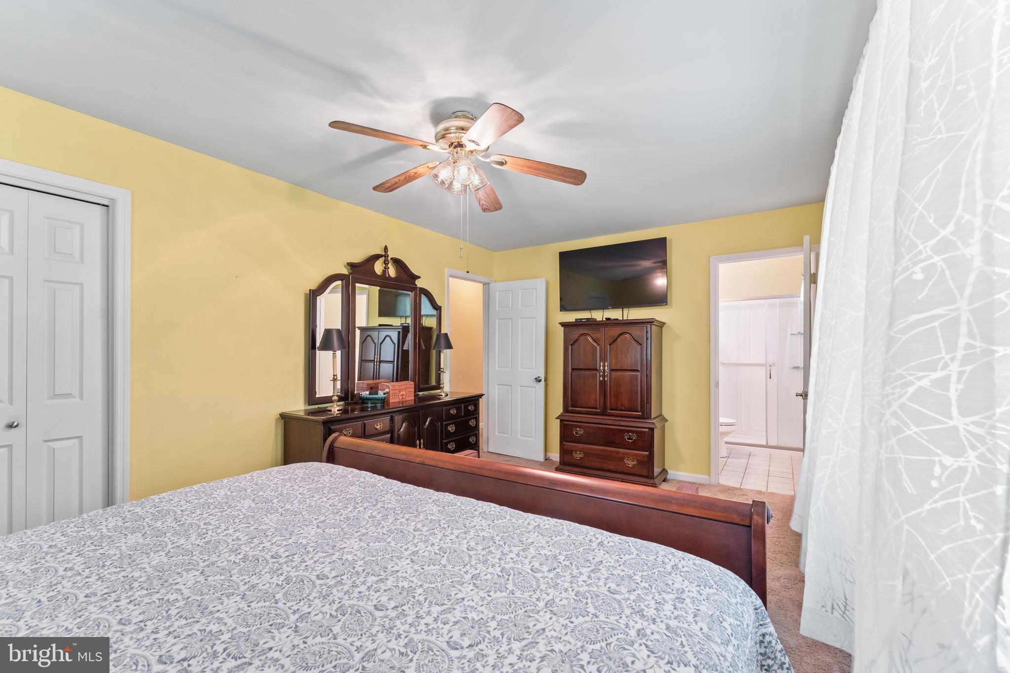 10411 Gordon Road Spotsylvania, VA 22553 - Photo 34 of 61 Primary Bedroom
