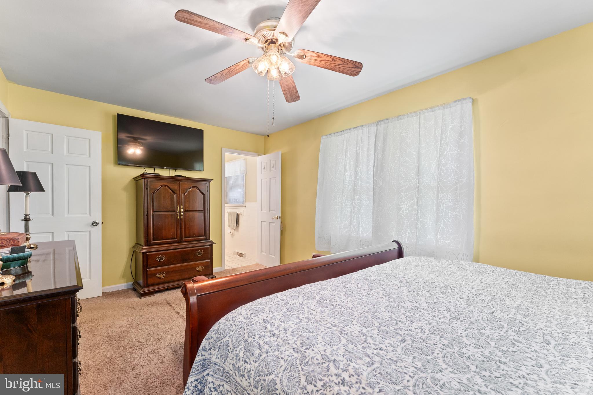 10411 Gordon Road Spotsylvania, VA 22553 - Photo 35 of 61 Primary Bedroom