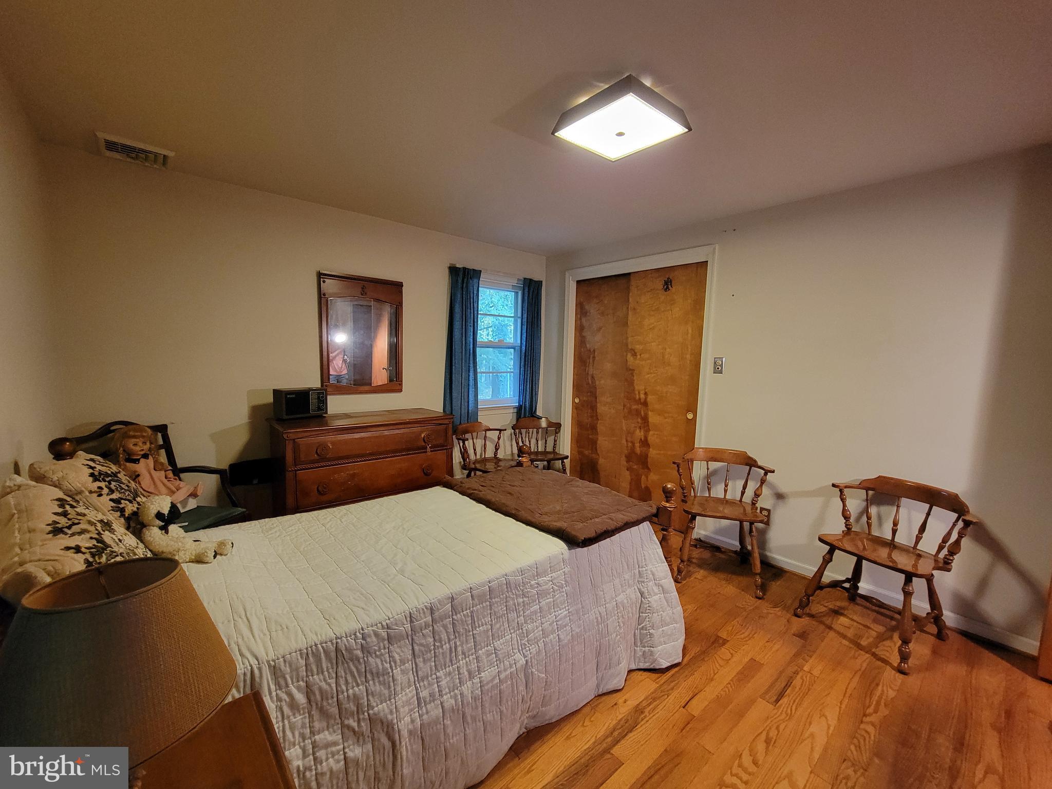 2383 Bedminster Road Perkasie, PA 18944 - Photo 22 of 24 Bedroom view