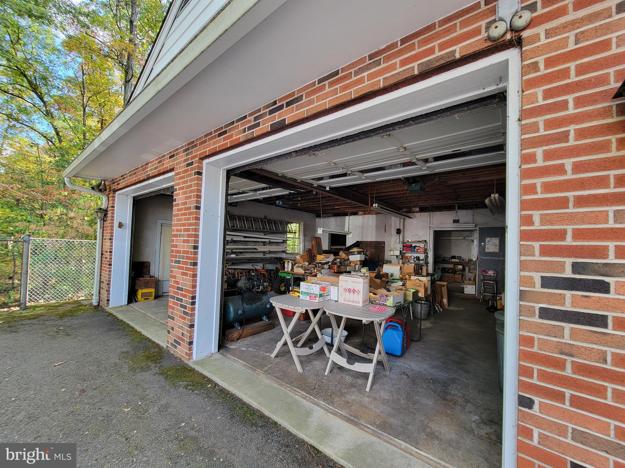 2383 Bedminster Road Perkasie, PA 18944 - Photo 6 of 24 Detached 2 car garage