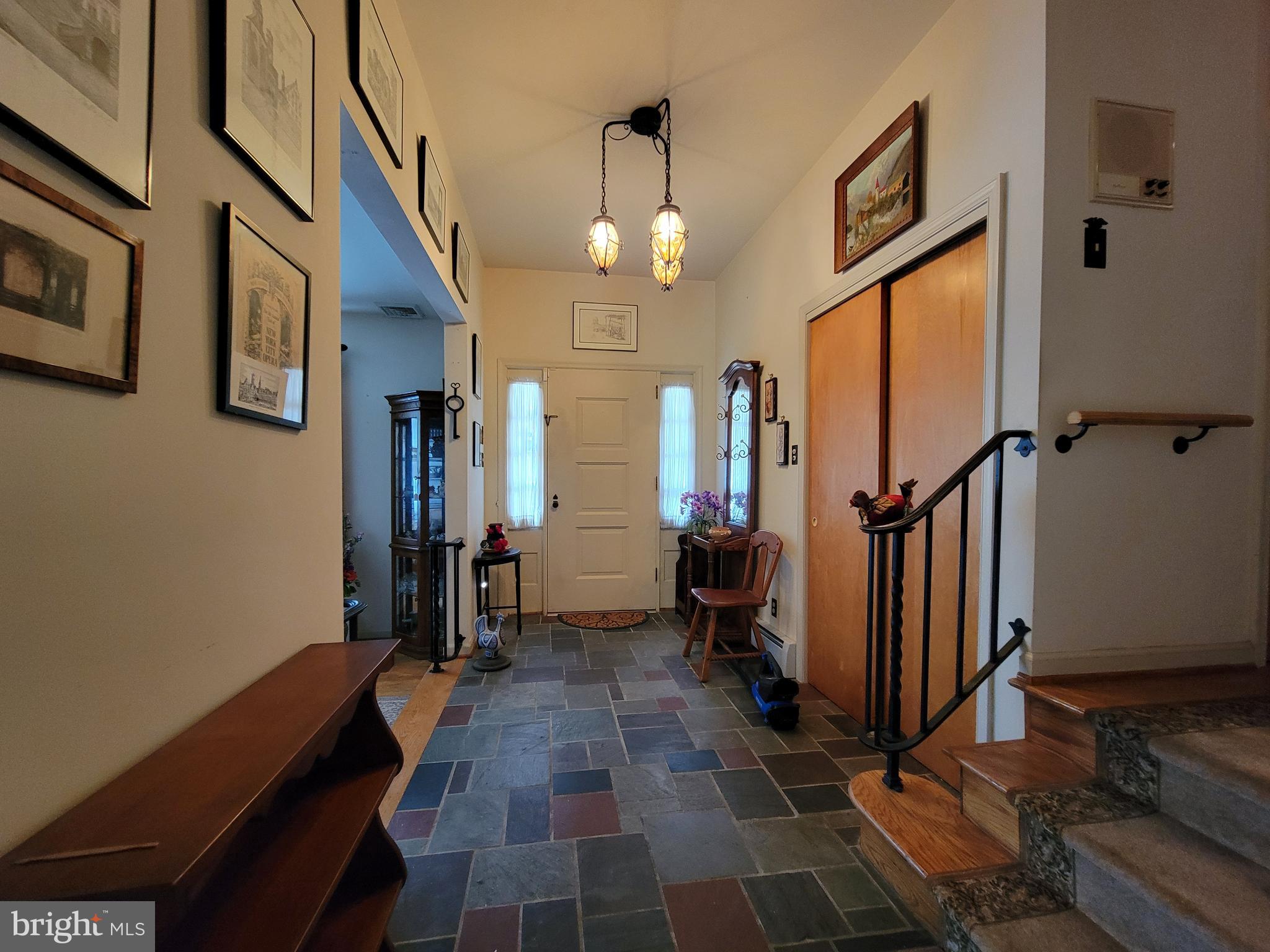 2383 Bedminster Road Perkasie, PA 18944 - Photo 7 of 24 Foyer