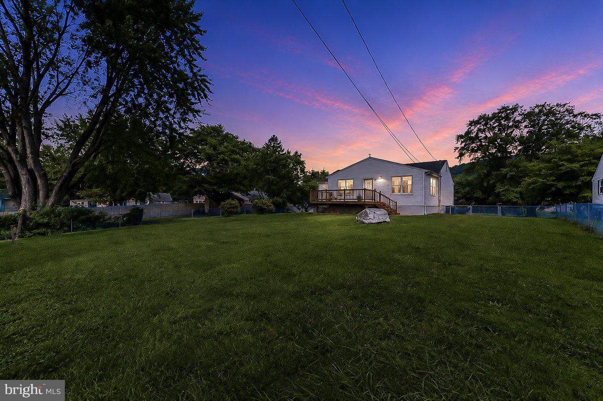 402 Farmhouse Road Downingtown, PA 19335 - Photo 9 of 39 Gallery Image 9