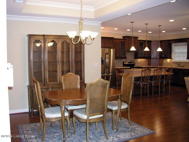 10701 Riva Road, Unit 10701 Louisville, KY 40223 - Photo 8 of 34 DiningRoom