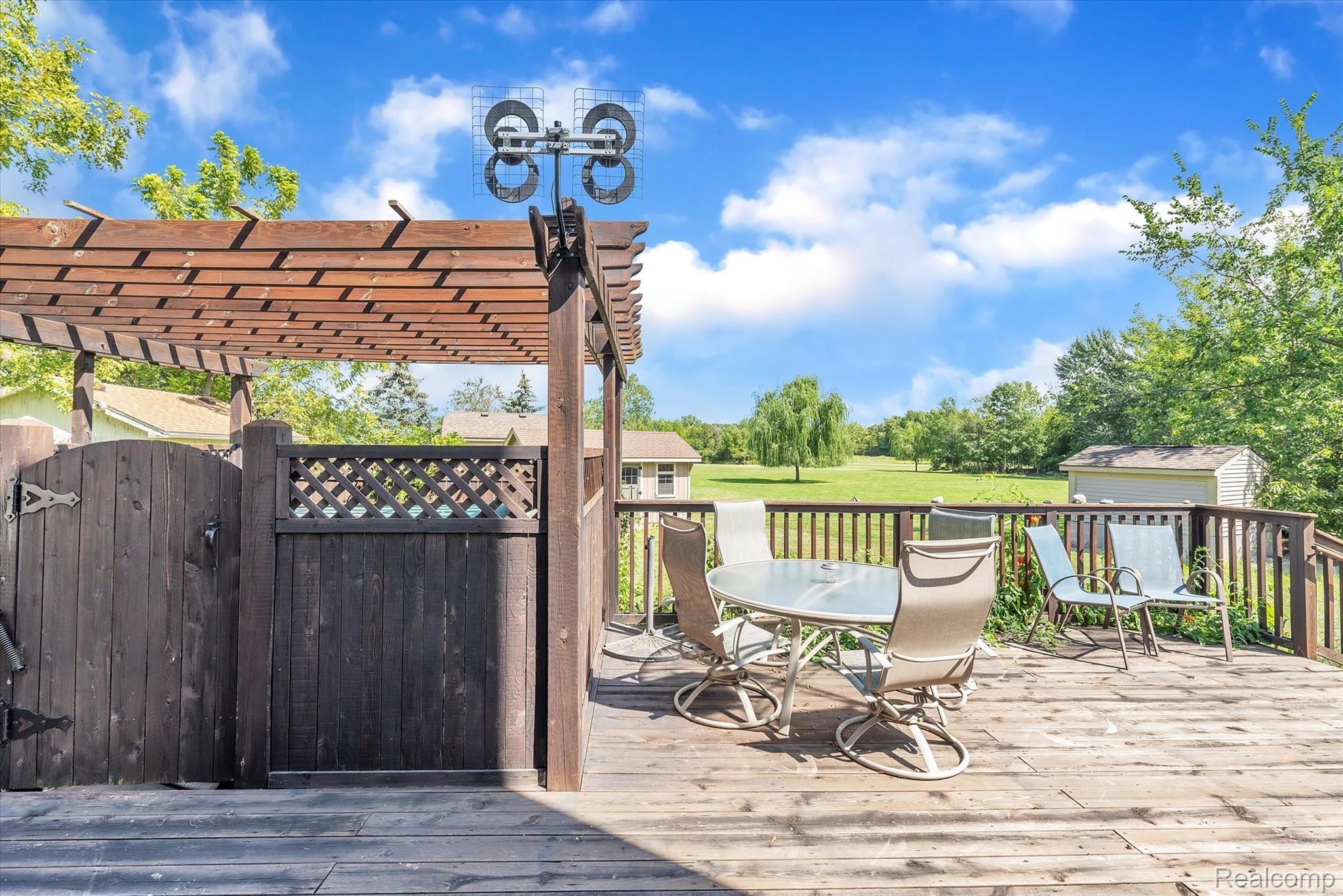 22684 Woodruff Road Flat Rock, MI 48134 - Photo 58 of 59 60-22684 Woodruff Rd-Windowstill Real Estate Photography-60.jpg