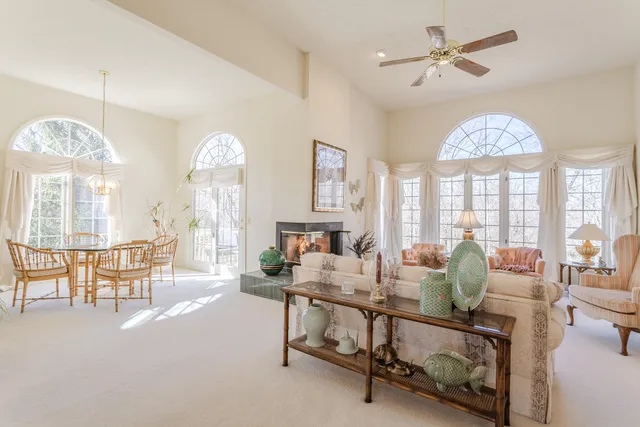 $599,999 | 4875 North Quail Crest Drive Southeast, Grand Rapids, MI 49546