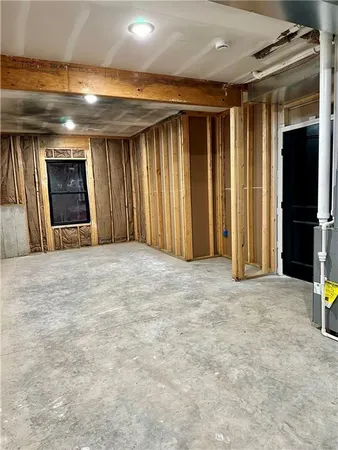 $489,000 | 1613 South Ash Street, Ottawa, KS 66067