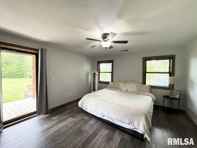 $299,900 | 285 Twin Springs Loop, Anna, IL 62906