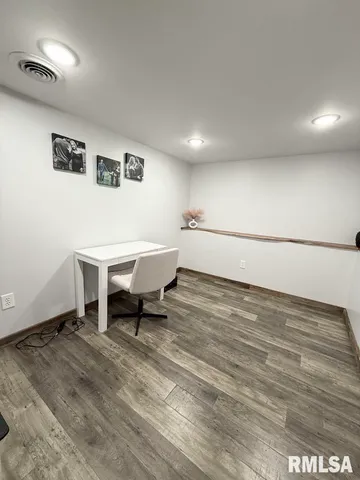 $299,900 | 285 Twin Springs Loop, Anna, IL 62906