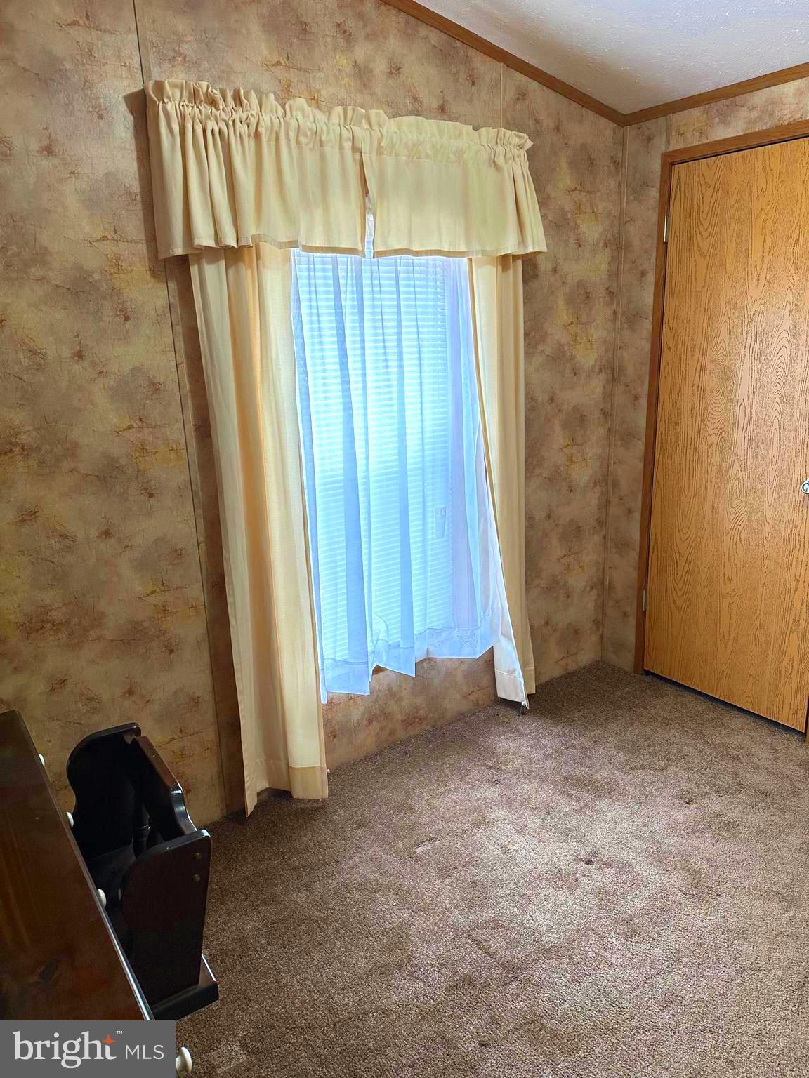 472 South Lancaster Street, Unit 8 Lebanon, PA 17046 - Photo 15 of 17 a view of a door with wooden floor