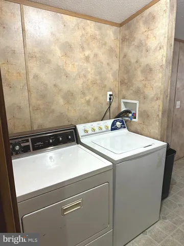 a close view of washer and dryer