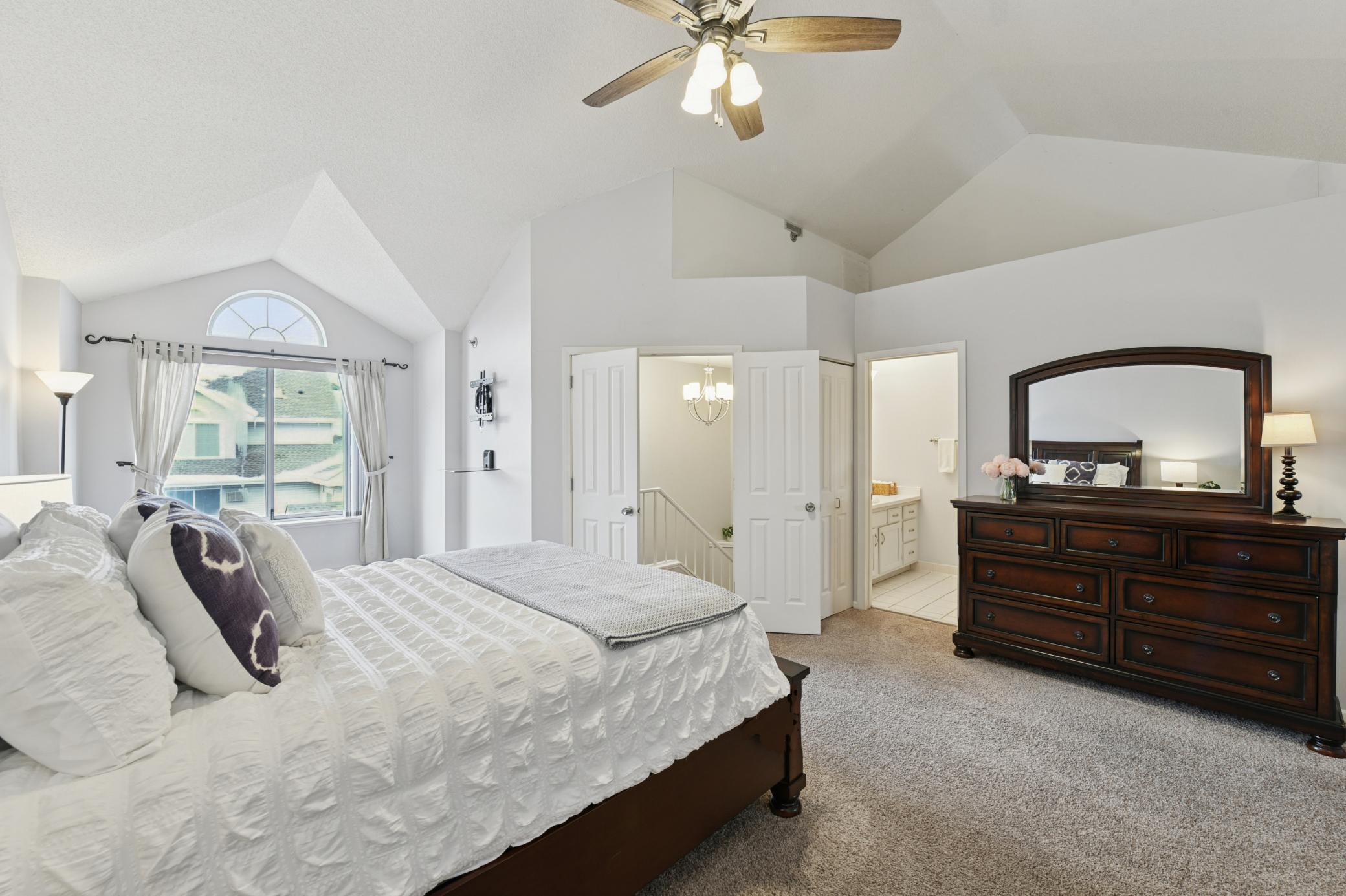 7540 Edinborough Way, Unit 1303 Edina, MN 55435 - Photo 36 of 63