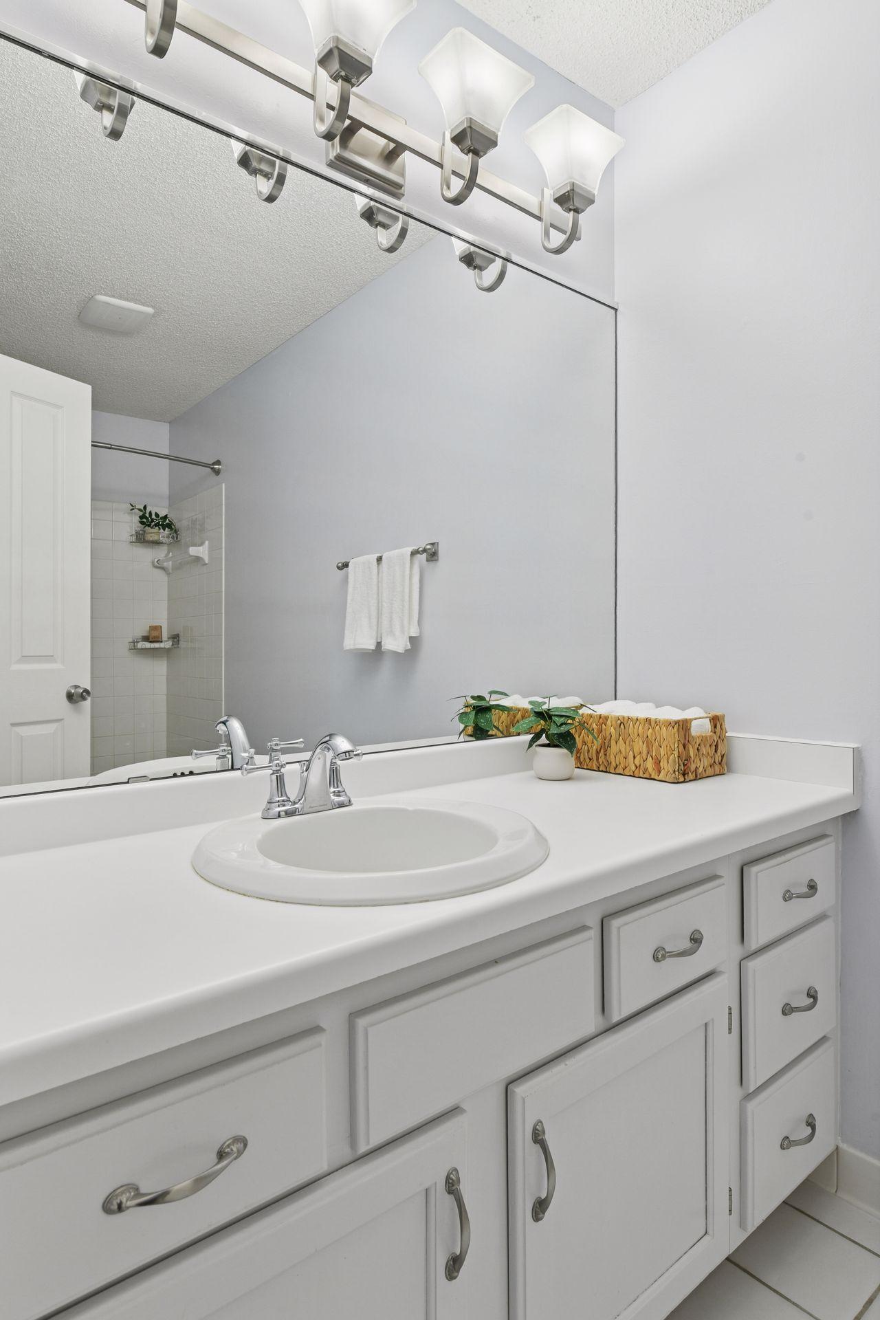 7540 Edinborough Way, Unit 1303 Edina, MN 55435 - Photo 41 of 63