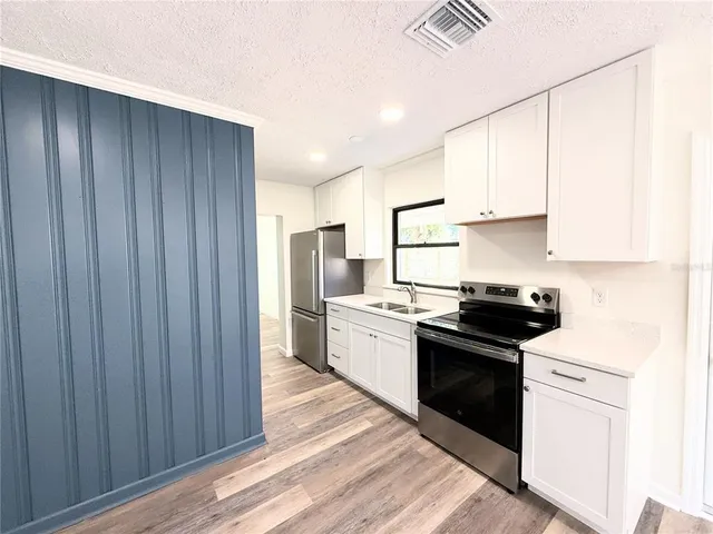 $279,000 | 3745 Martin Avenue, Mount Dora, FL 32757