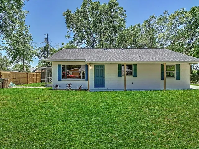 $279,000 | 3745 Martin Avenue, Mount Dora, FL 32757