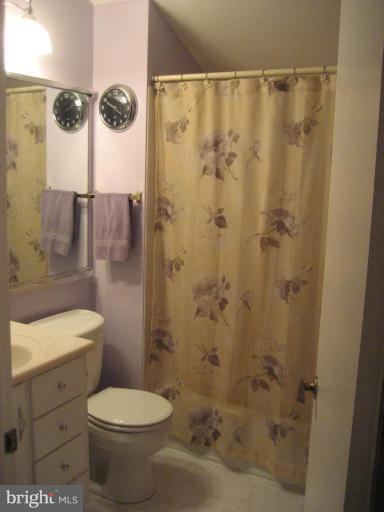 4614 Vicky Road Nottingham, MD 21236 - Photo 14 of 29 Bath #1
