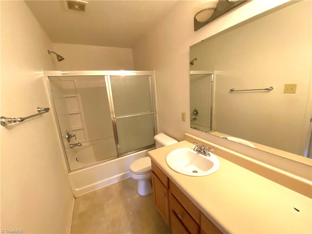 792 Runningbrook Lane Rural Hall, NC 27045 - Photo 10 of 13